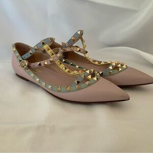 Valentino pastel flat